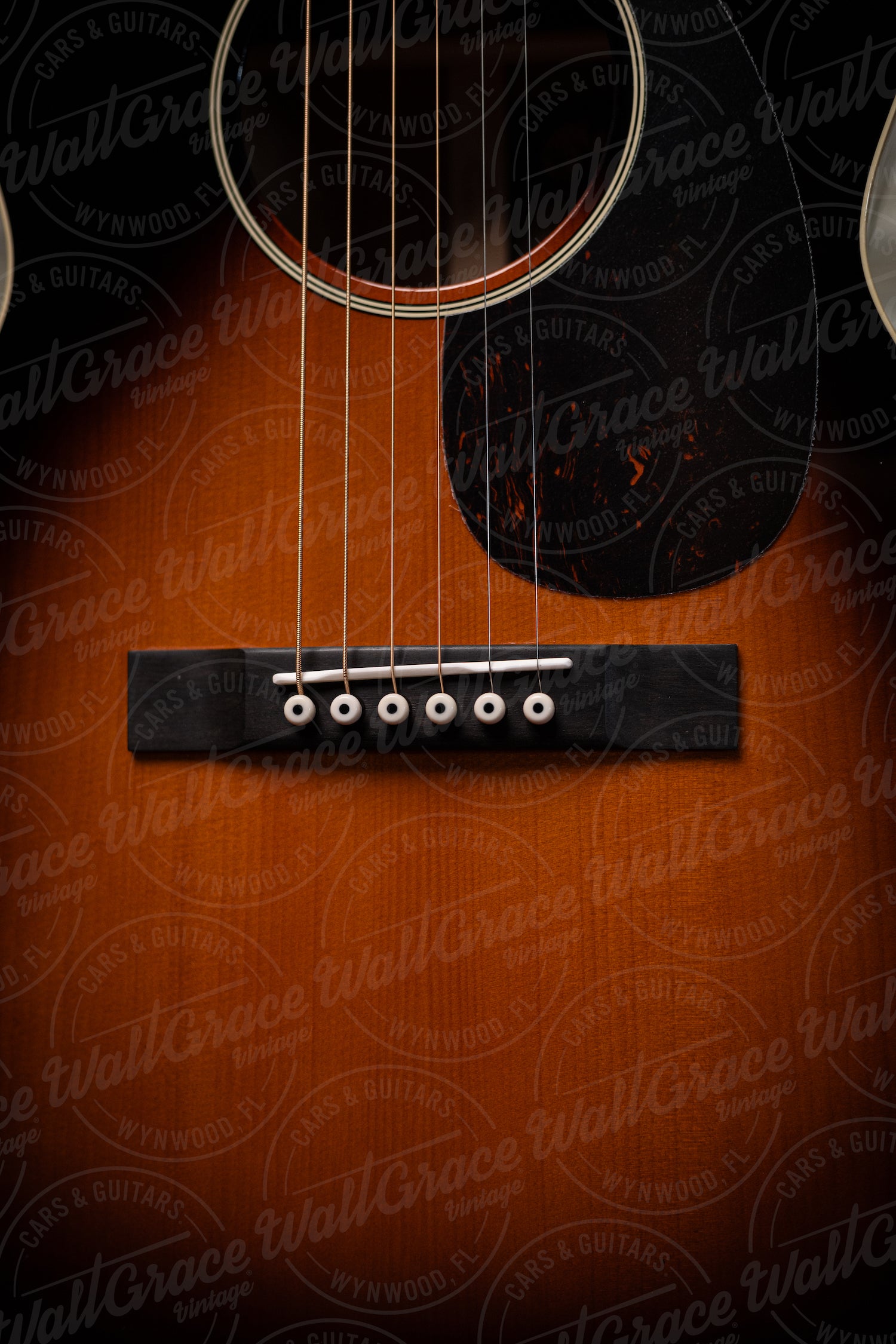 Martin CEO-7 Acoustic Guitar - Teardrop Sunburst