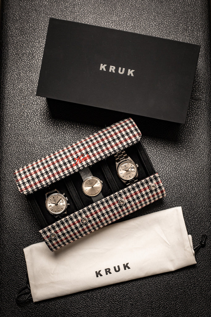 KRUK Red Pepita Triple Watch Travel & Storage Case