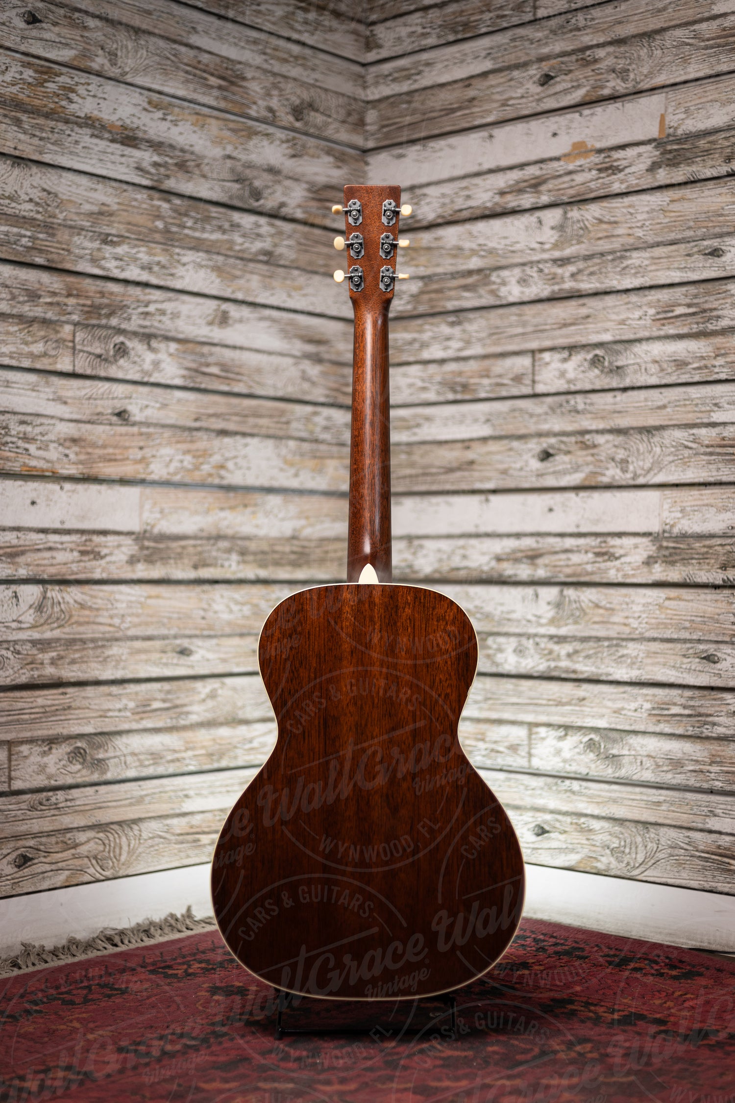 Martin CEO-7 Acoustic Guitar - Teardrop Sunburst