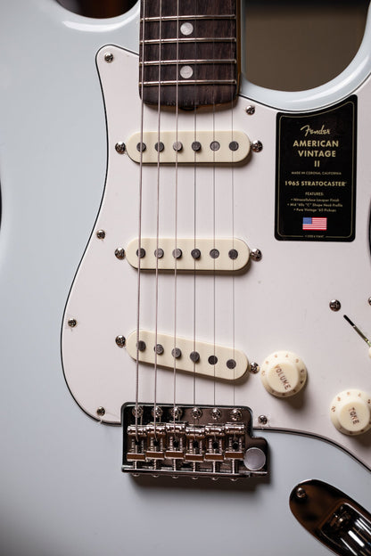 Fender American Vintage II 1965 Stratocaster Electric Guitar - Sonic Blue