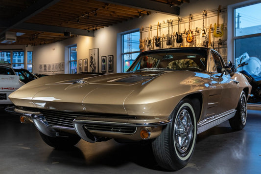 1963 Chevrolet Corvette Split Window Coupe Fuelie - Saddle Tan