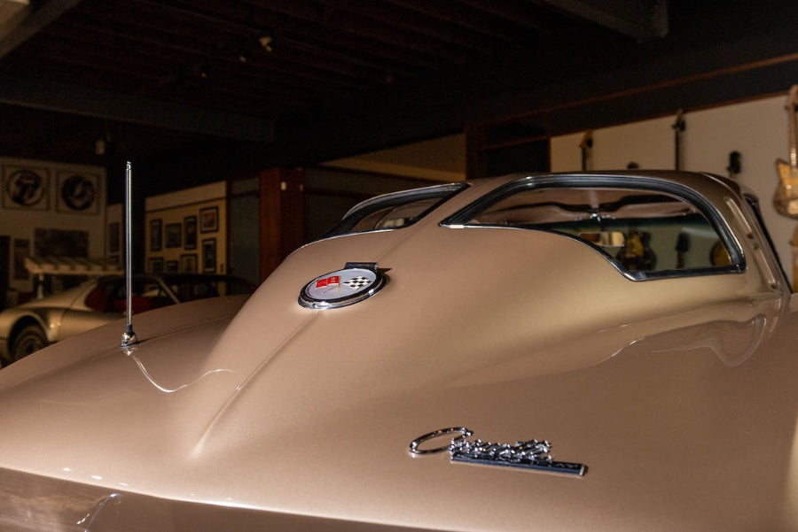 1963 Chevrolet Corvette Split Window Coupe Fuelie - Saddle Tan