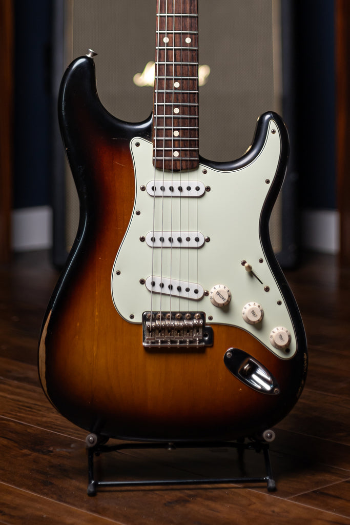 2016 Fender Road Worn 60's Stratocaster Electric Guitar - Sunburst