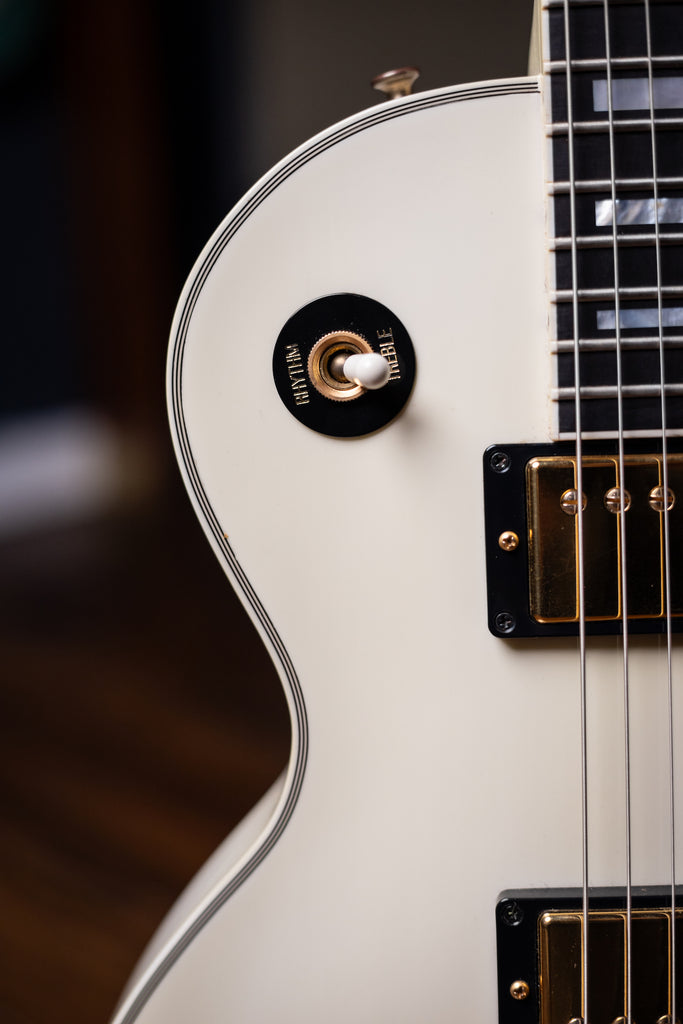 2007 Gibson Les Paul Custom Electric Guitar - Alpine White