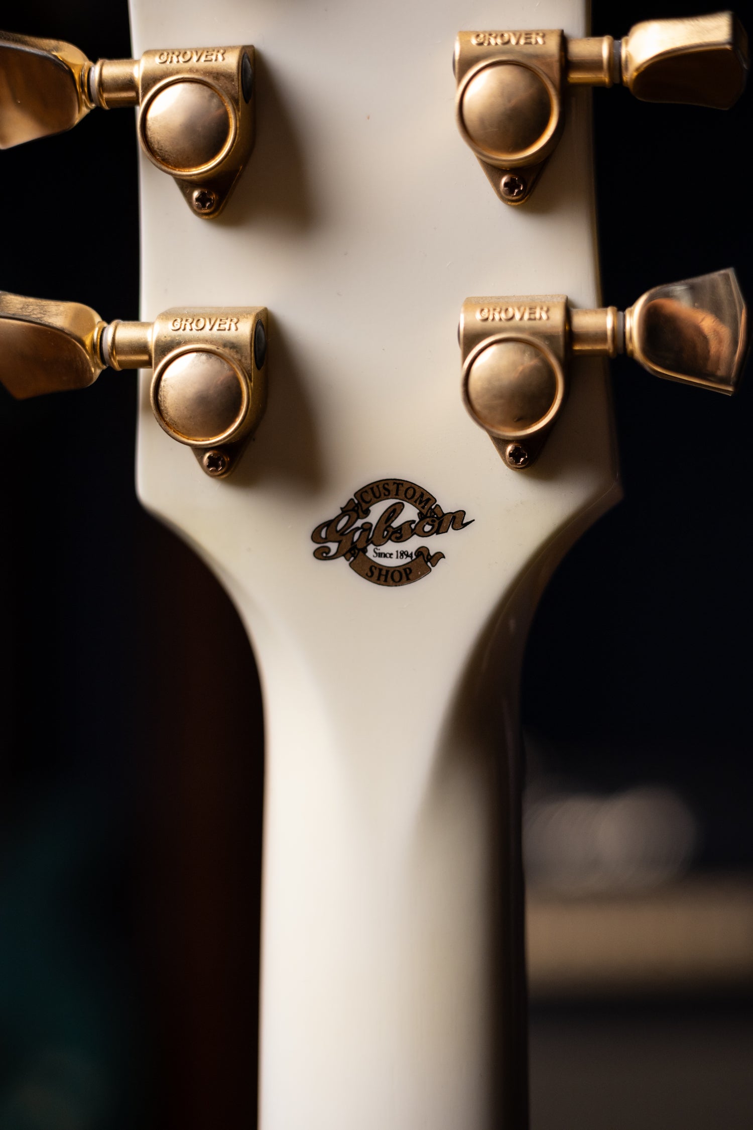 2007 Gibson Les Paul Custom Electric Guitar - Alpine White