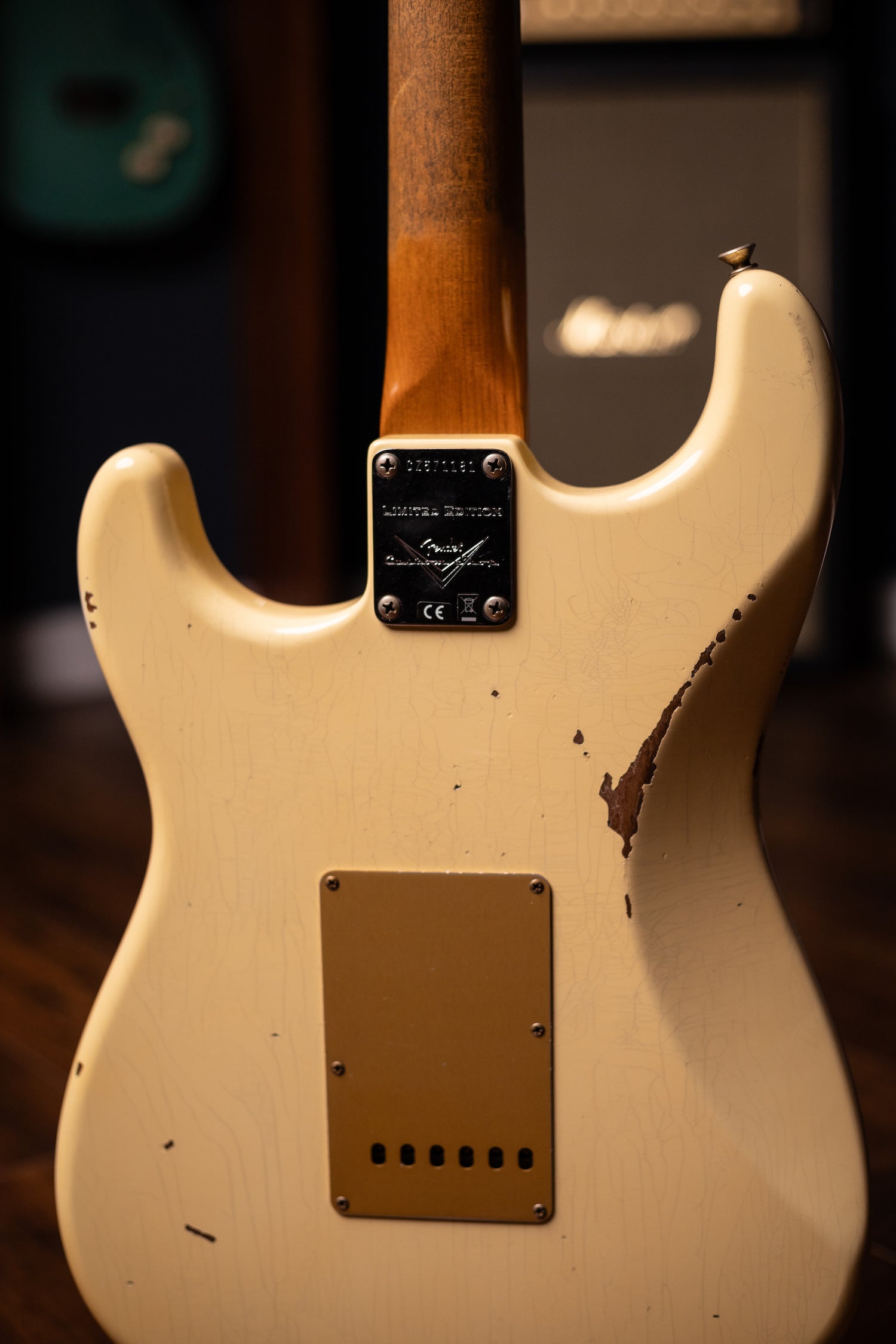 Fender Custom Shop Limited Edition Roasted "Big Head" Stratocaster® Relic® Electric Guitar - Aged Vintage White