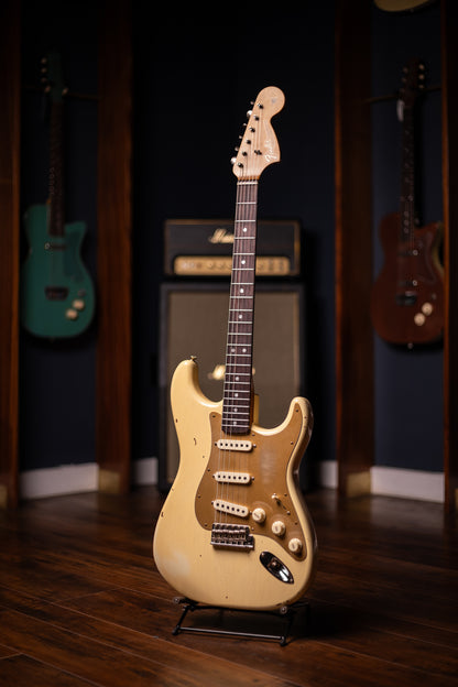Fender Custom Shop Limited Edition Roasted "Big Head" Stratocaster® Relic® Electric Guitar - Aged Vintage White
