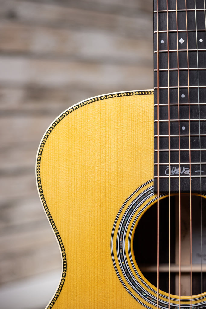 Martin OMJM John Mayer Acoustic-Electric Guitar - Natural