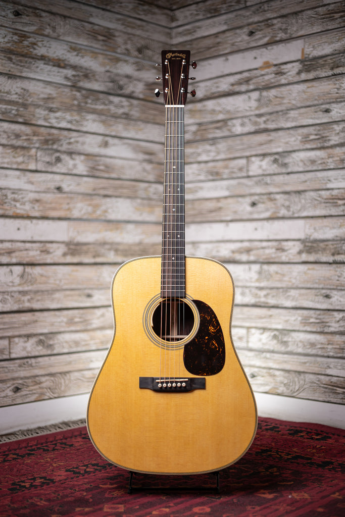 Martin HD-28E 2018 with LRBaggs Acoustic-Electric Guitar - Natural