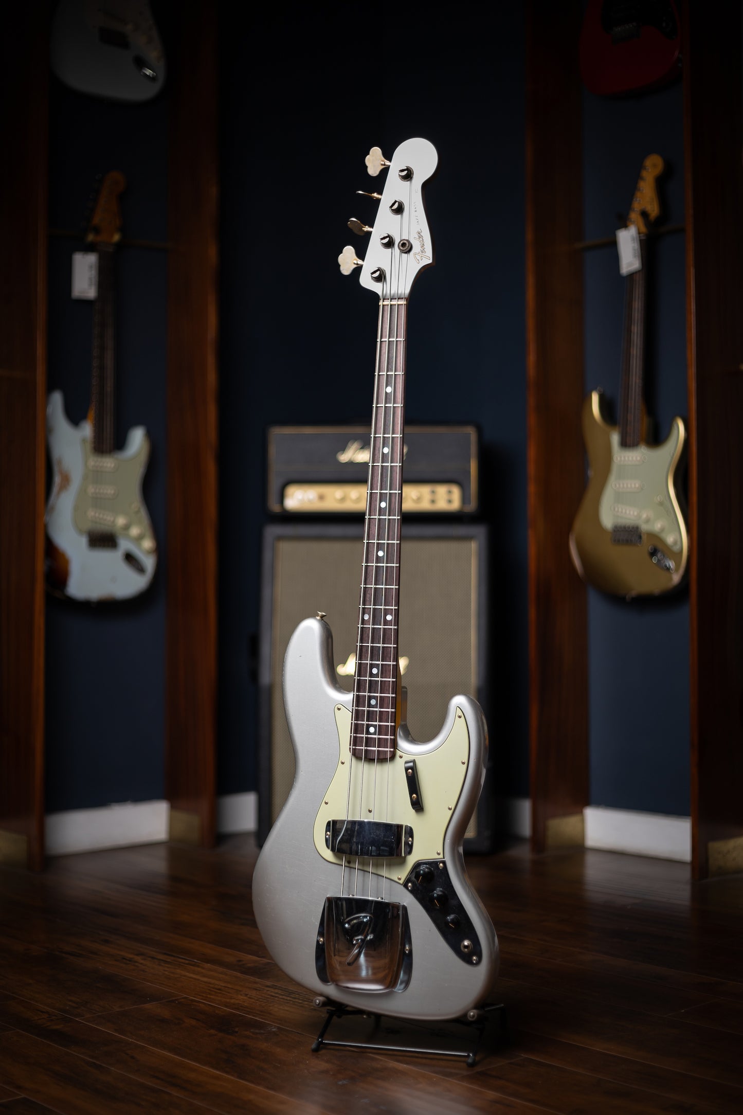 Fender 1965 Jazz Bass Journeyman Relic - Faded Inca Silver