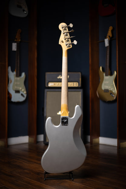 Fender 1965 Jazz Bass Journeyman Relic - Faded Inca Silver