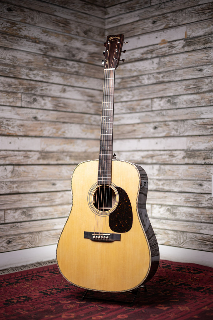 Martin HD-28E 2018 with LRBaggs Acoustic-Electric Guitar - Natural