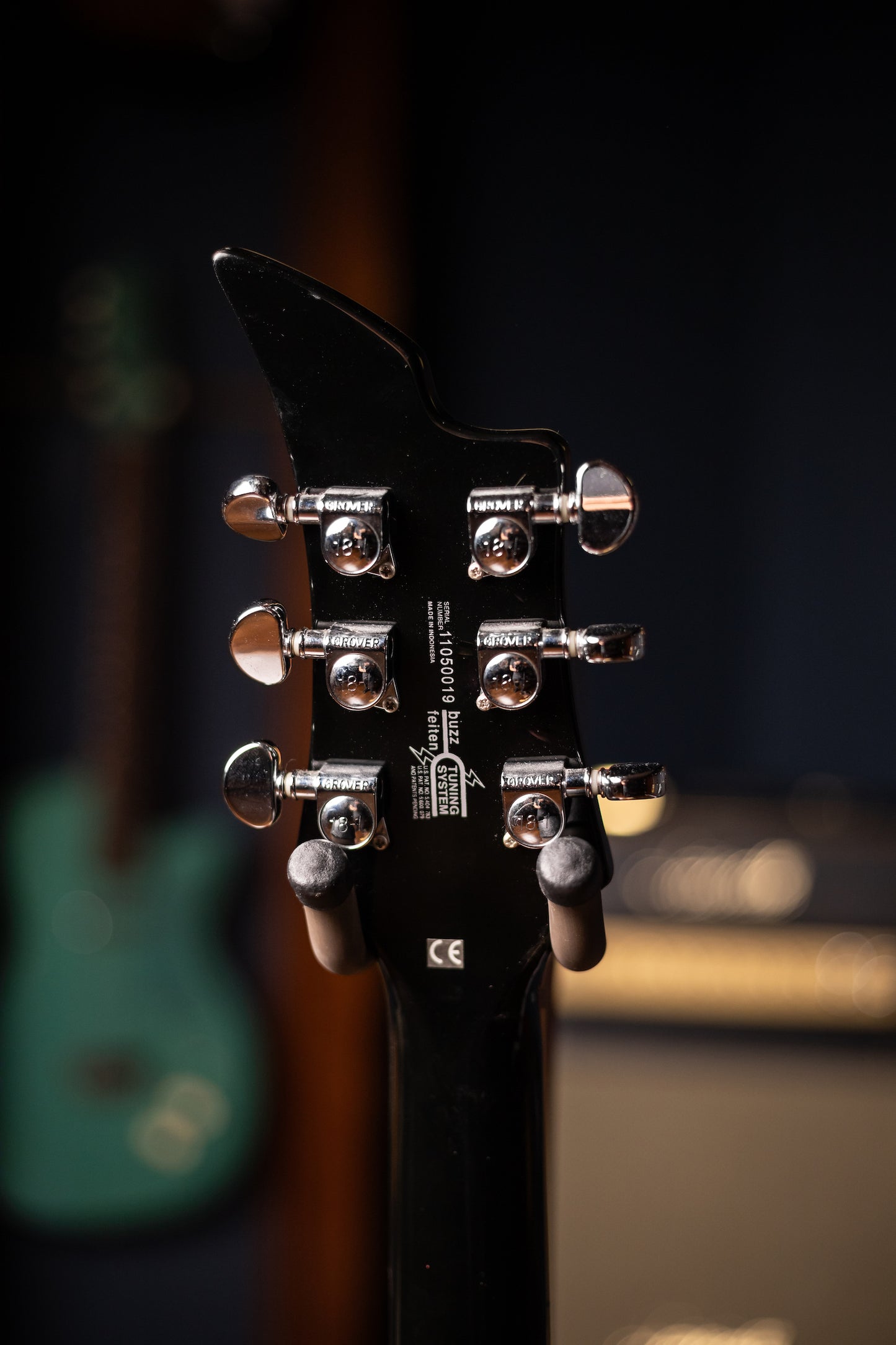 1999 Washburn Paul Stanley PS1800 Electric Guitar - Cracked Mirror