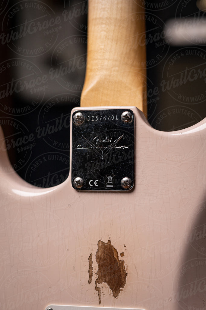 Fender Custom Shop Late 1962 Stratocaster® Relic® with Closet Classic Hardware Electric Guitar - Super Faded Aged Shell Pink