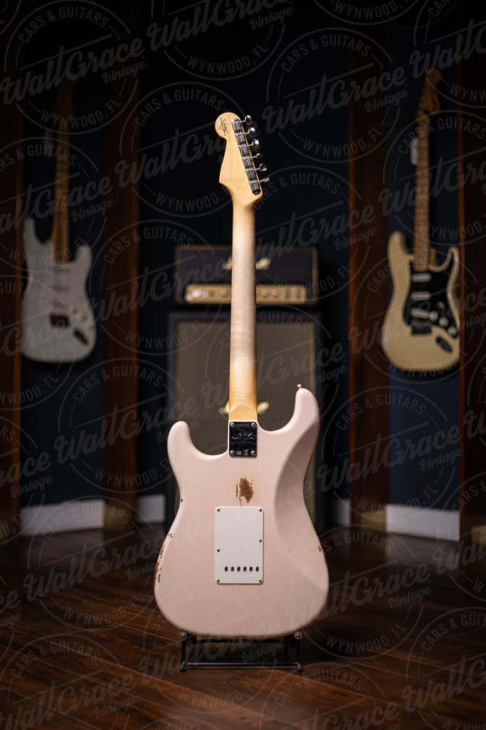 Fender Custom Shop Late 1962 Stratocaster® Relic® with Closet Classic Hardware Electric Guitar - Super Faded Aged Shell Pink