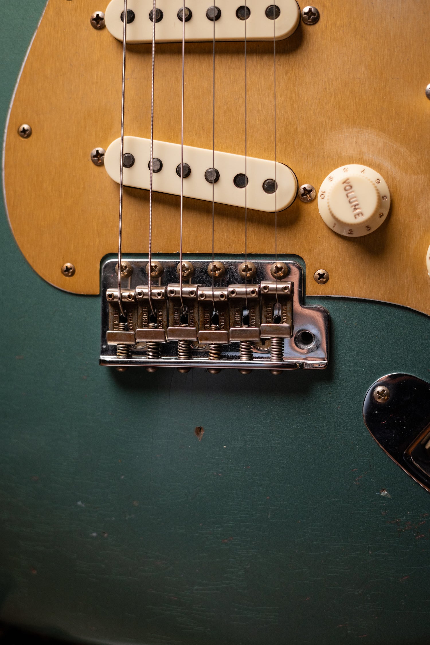 Fender Custom Shop Limited Edition Roasted "Big Head" Stratocaster® Relic® Electric Guitar - Faded Aged Sherwood Green Metallic
