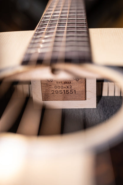 Martin 000X2E Brazilian Acoustic Guitar - Natural