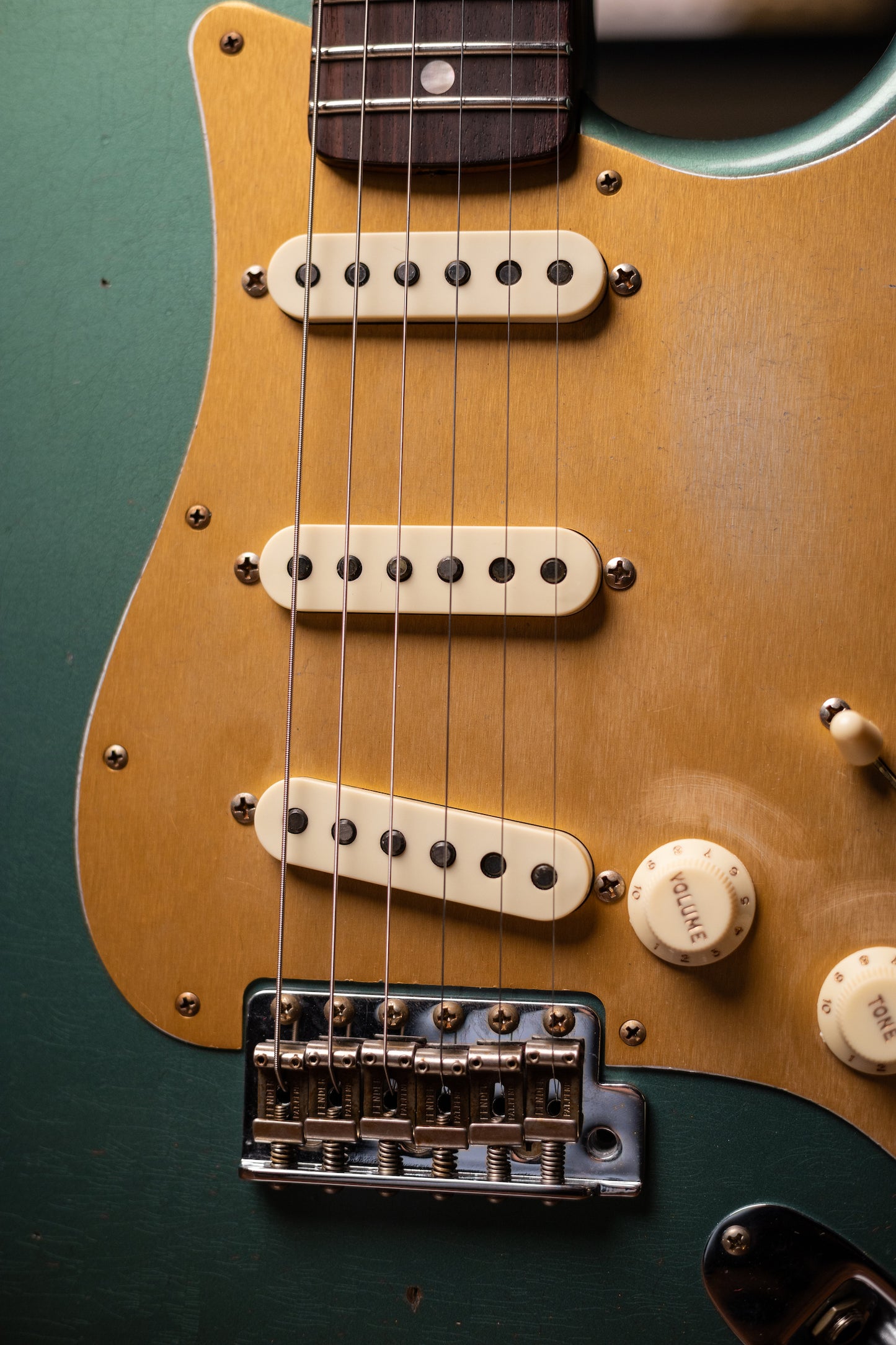 Fender Custom Shop Limited Edition Roasted "Big Head" Stratocaster® Relic® Electric Guitar - Faded Aged Sherwood Green Metallic