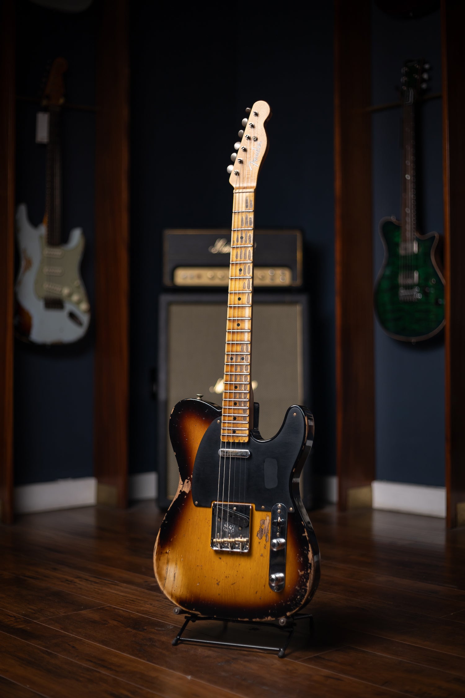 Fender 1951 Telecaster Nocaster Heavy Relic, 1-Piece Quartersawn Maple Neck Electric Guitar - 2-Color Sunburst