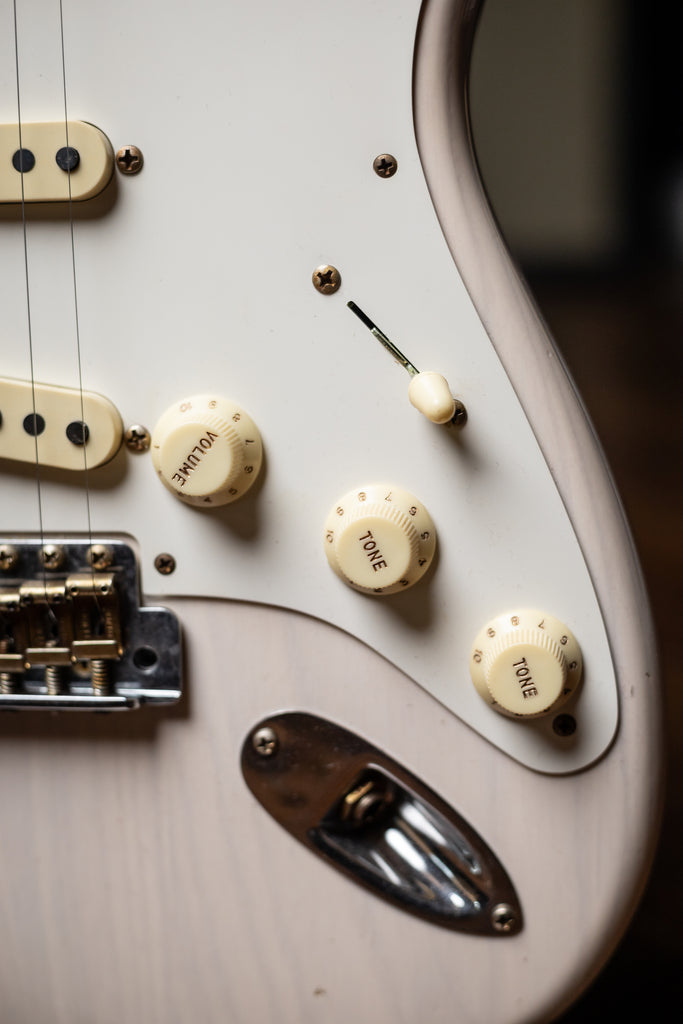 Fender Custom Shop Journeyman 1956 Stratocaster Electric Guitar - Aged White Blonde