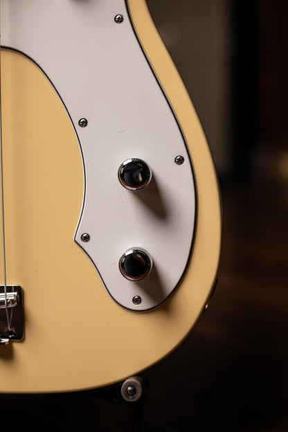 Fender Vintera II '70s Telecaster Bass Guitar - Vintage White
