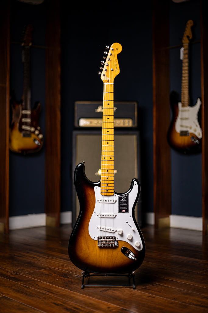 Fender 70th Anniversary American Vintage II ‘54 Stratocaster Electric Guitar - Sunburst