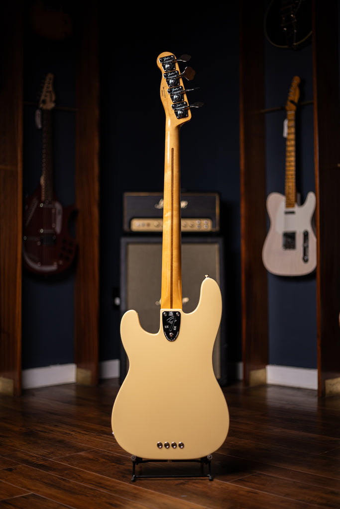 Fender Vintera II '70s Telecaster Bass Guitar - Vintage White