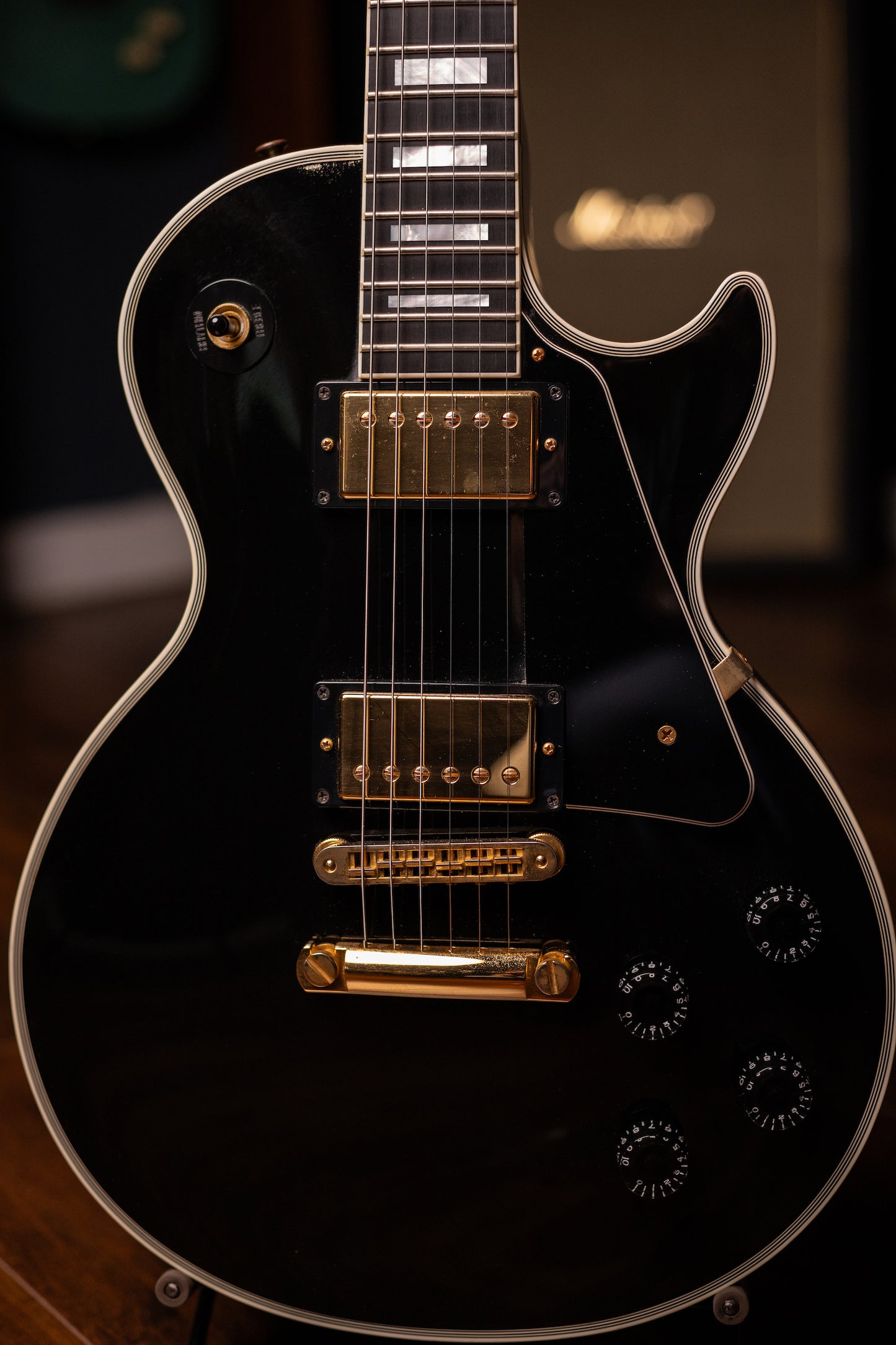2007 Gibson Les Paul Custom Electric Guitar - Ebony