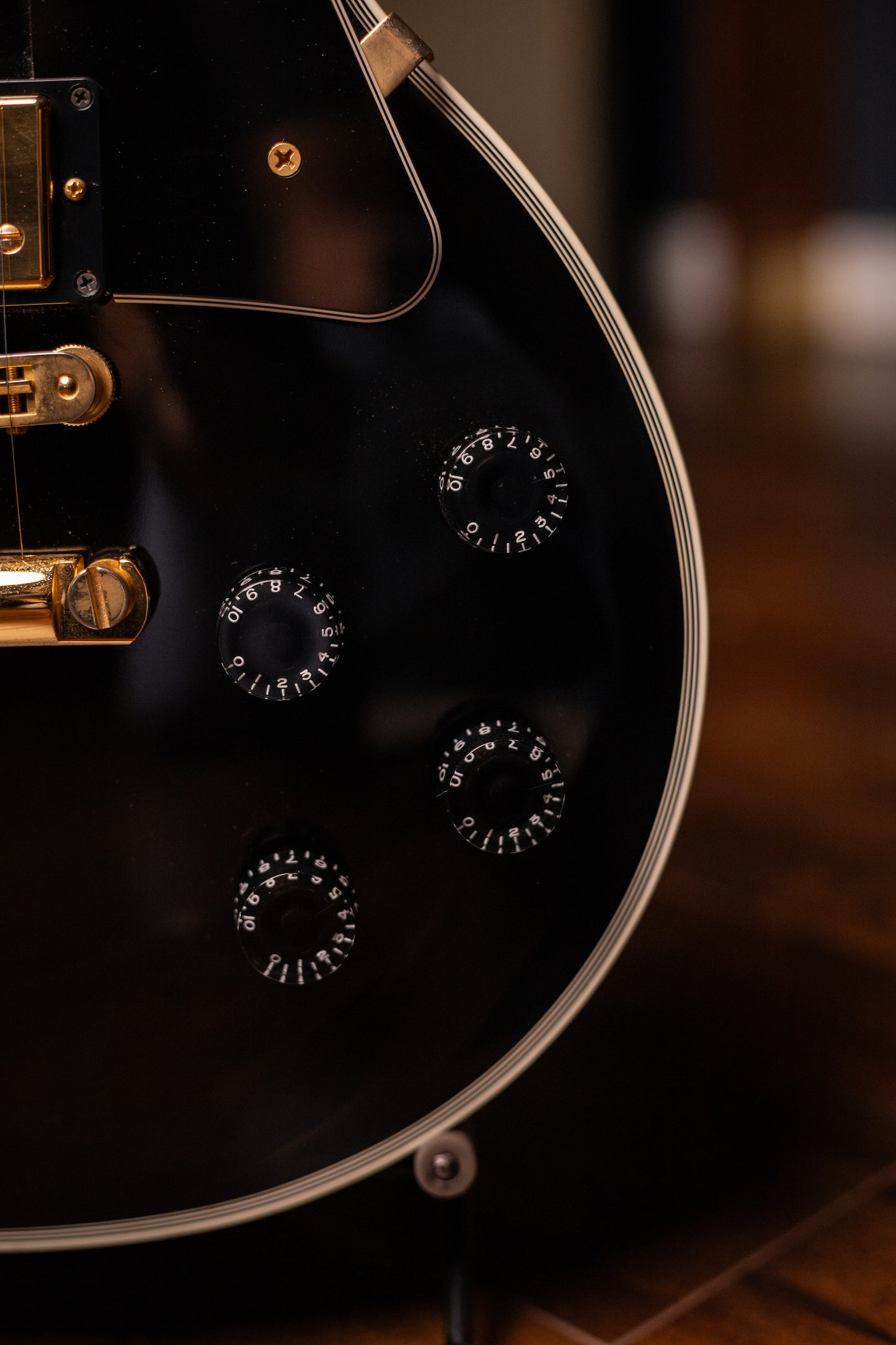 2007 Gibson Les Paul Custom Electric Guitar - Ebony