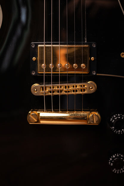 2007 Gibson Les Paul Custom Electric Guitar - Ebony