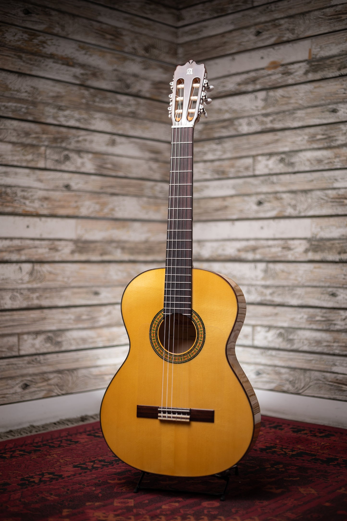 Alhambra 3 F Nylon-string Flamenco Acoustic Guitar - Natural