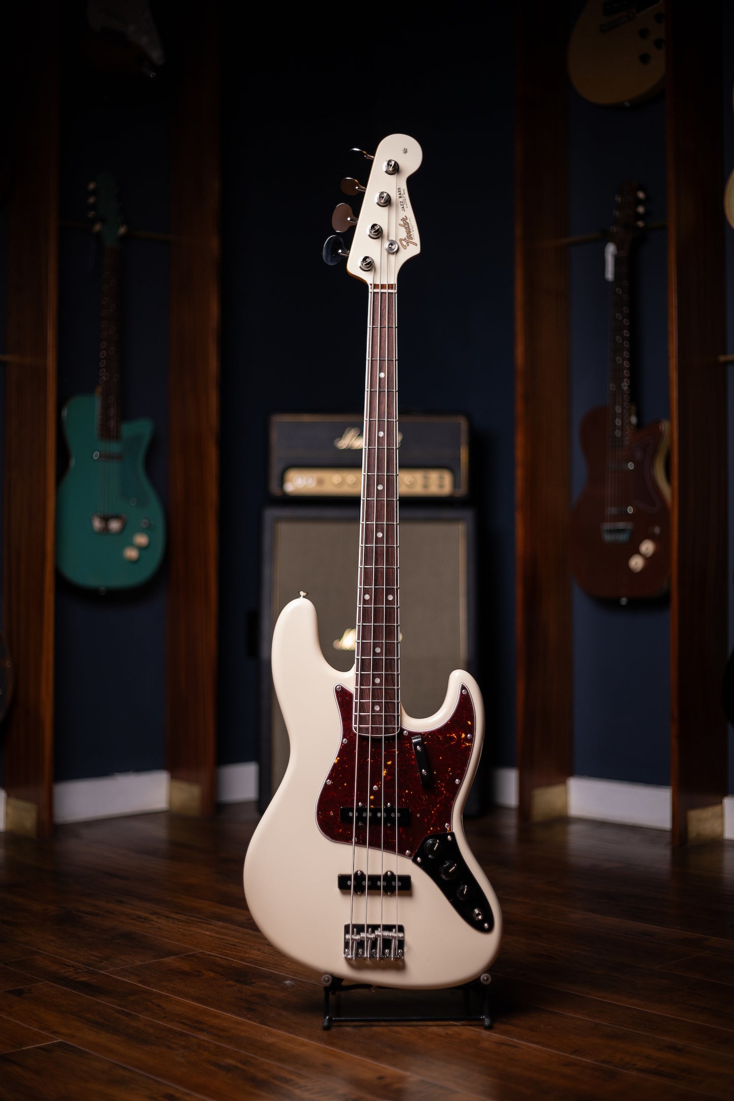Fender American Vintage II 1966 Jazz Bass - Olympic White