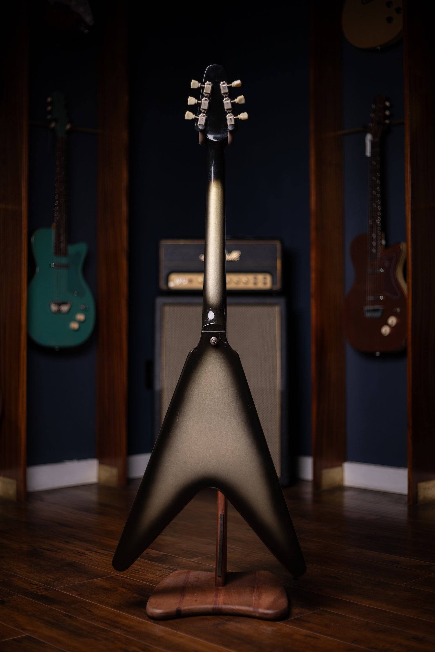 1981 Gibson Flying V Electric Guitar - Silverburst