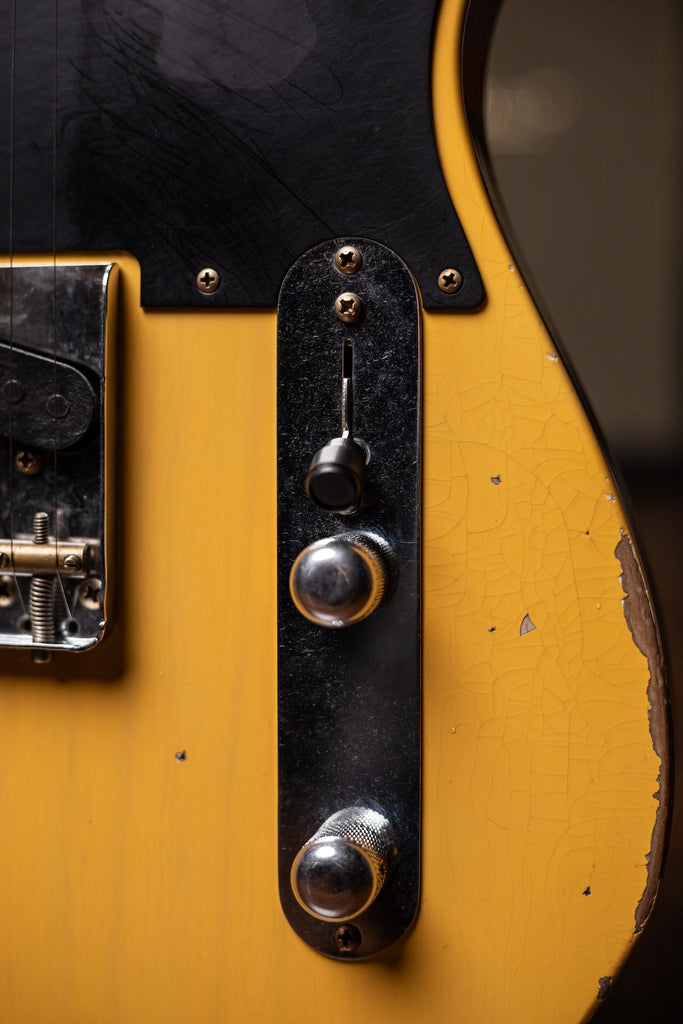 Fender Custom Shop 1954 Telecaster Relic Electric Guitar - Aged Nocaster Blonde