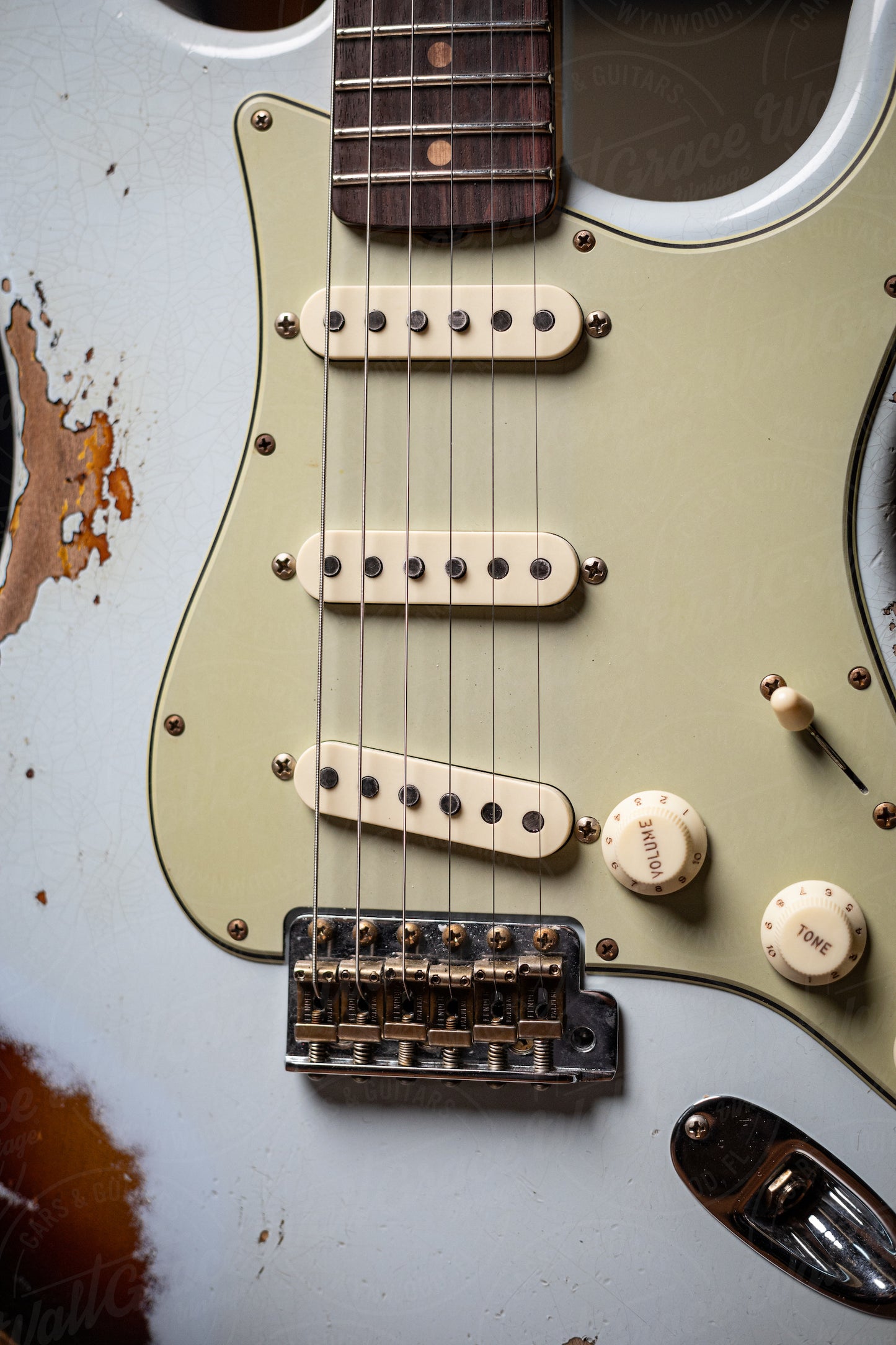 Fender Custom Shop 1960 Stratocaster Heavy Relic Electric Guitar - Aged Sonic over Sunburst