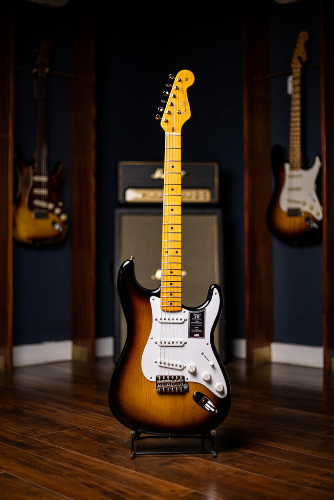 Fender 70th Anniversary American Vintage II ‘54 Stratocaster Electric Guitar - Sunburst