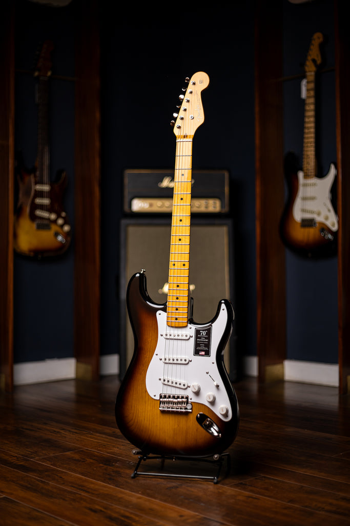 Fender 70th Anniversary American Vintage II ‘54 Stratocaster Electric Guitar - Sunburst