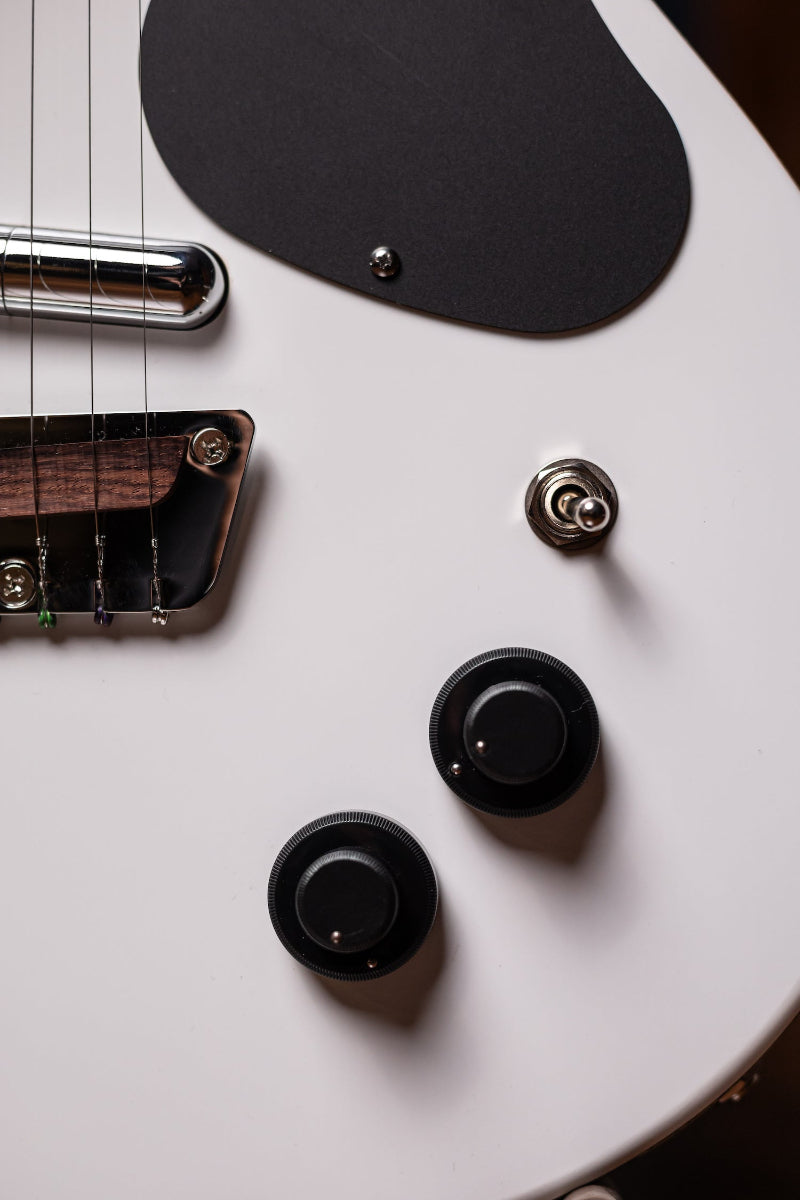 Danelectro PB Special Semi-Hollow Electric Guitar - White
