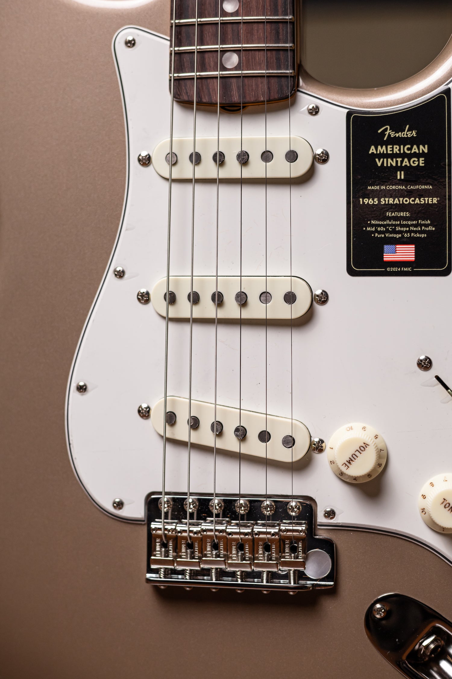 Fender  American Vintage II 1965 Stratocaster Round-Lam Electric Guitar - Shoreline Gold