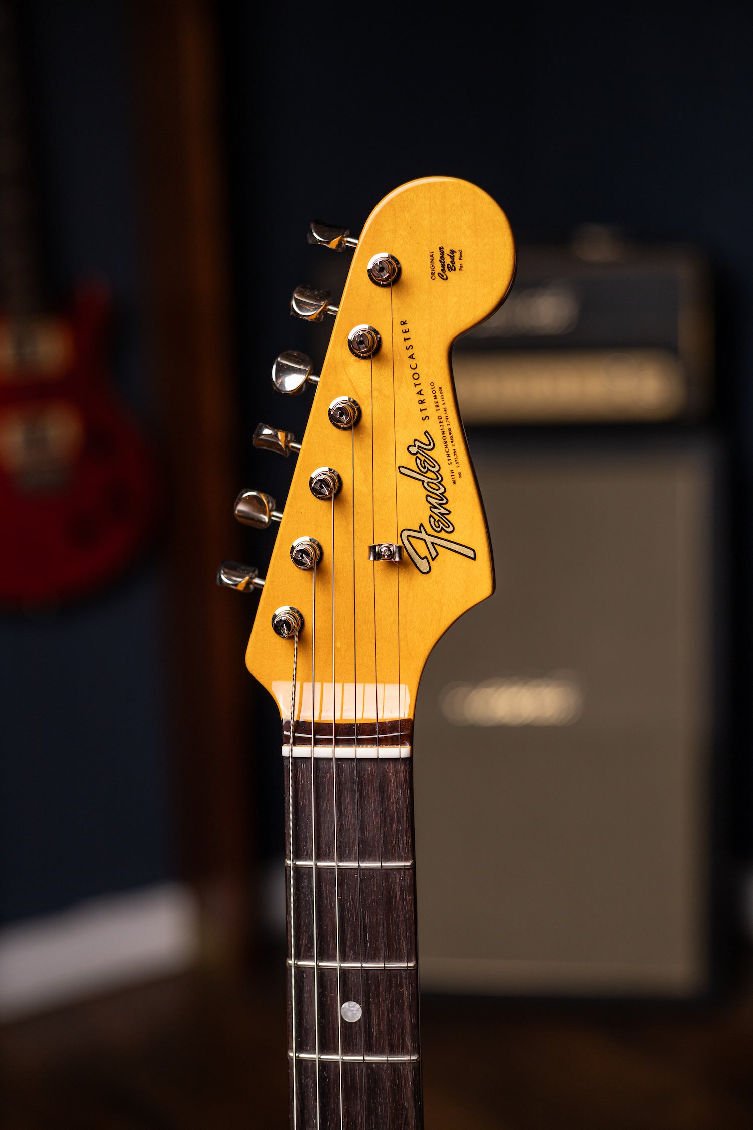 Fender  American Vintage II 1965 Stratocaster Round-Lam Electric Guitar - Candy Apple Red