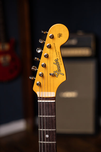 Fender  American Vintage II 1965 Stratocaster Round-Lam Electric Guitar - Candy Apple Red