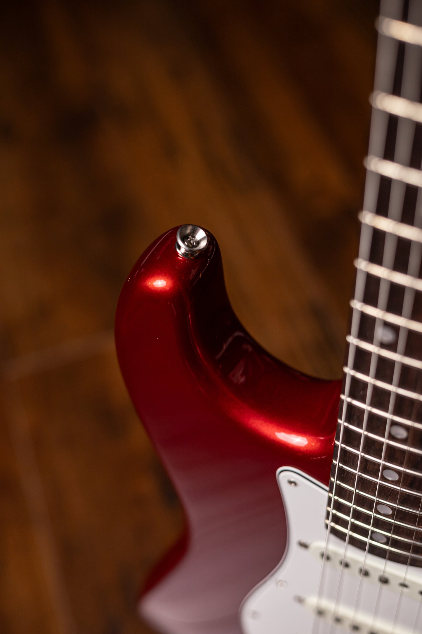Fender  American Vintage II 1965 Stratocaster Round-Lam Electric Guitar - Candy Apple Red
