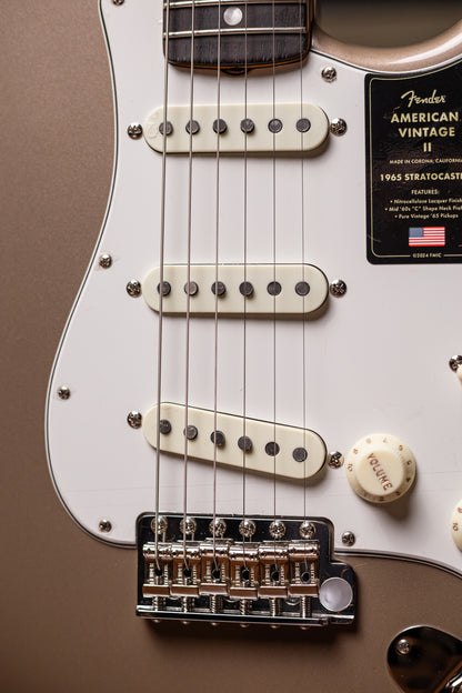 Fender  American Vintage II 1965 Stratocaster Round-Lam Electric Guitar - Shoreline Gold