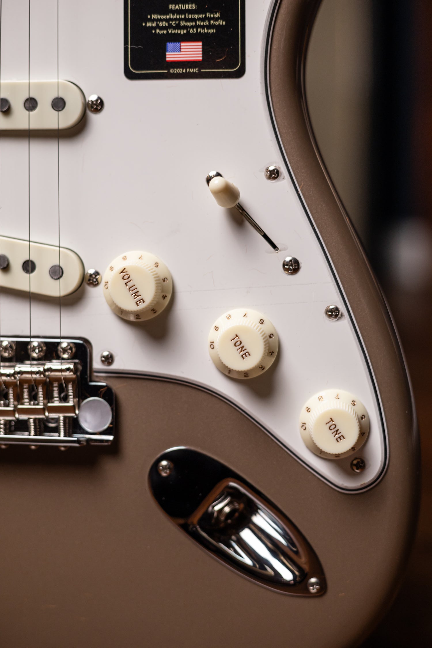 Fender  American Vintage II 1965 Stratocaster Round-Lam Electric Guitar - Shoreline Gold