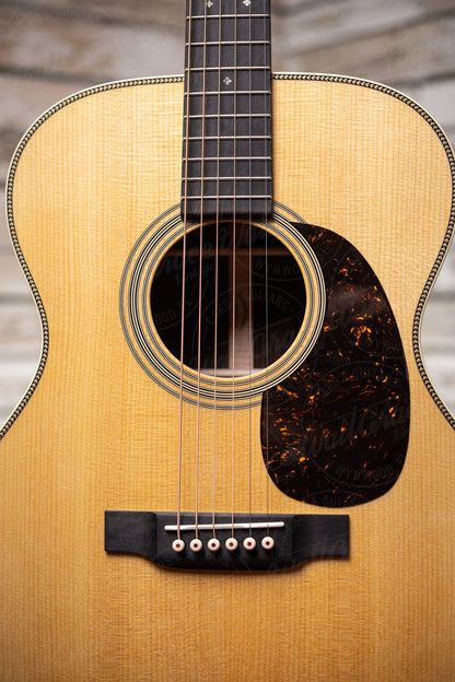Martin 000-28 Acoustic Guitar - Natural