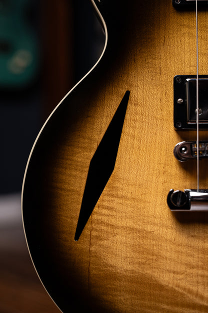2006 Gibson Vegas Standard Semi Hollow Electric Guitar - Tobacco Sunburst