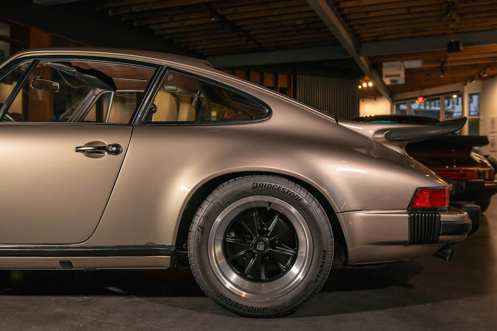 1981 Porsche 911 SC - Platinum Metallic