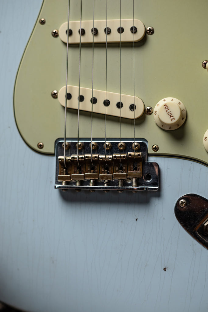 Fender Custom Shop LTD '59 Special Journeyman Relic Stratocaster Electric Guitar - Super Faded Aged Sonic Blue