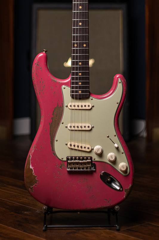 Fender Masterbuilt Custom '63 Relic Stratocaster Electric Guitar - Greg Fessler Faded Dakota