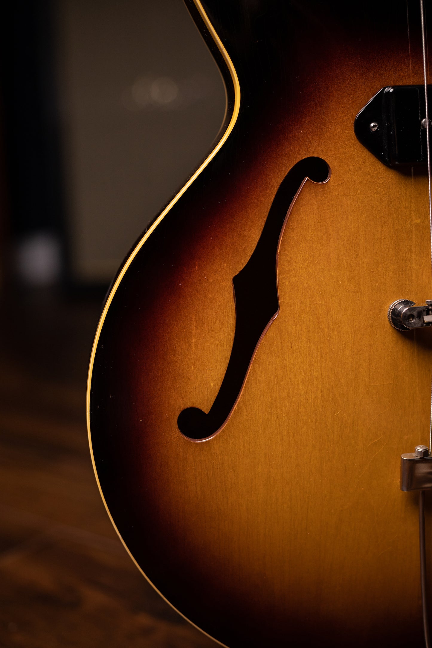 1960 Gibson ES-330 Electric Guitar - Sunburst